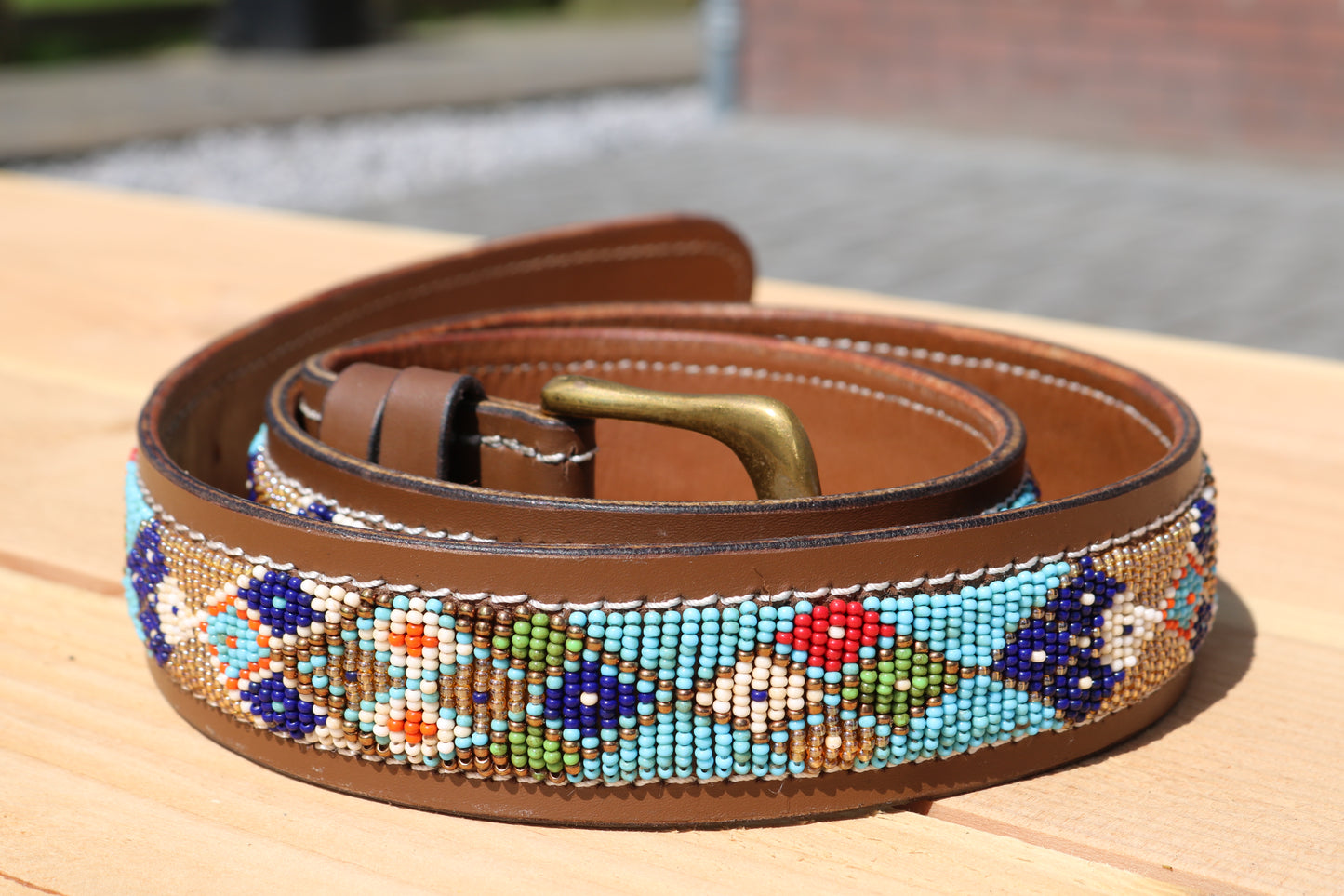 Gürtel mit Perlen San Tan