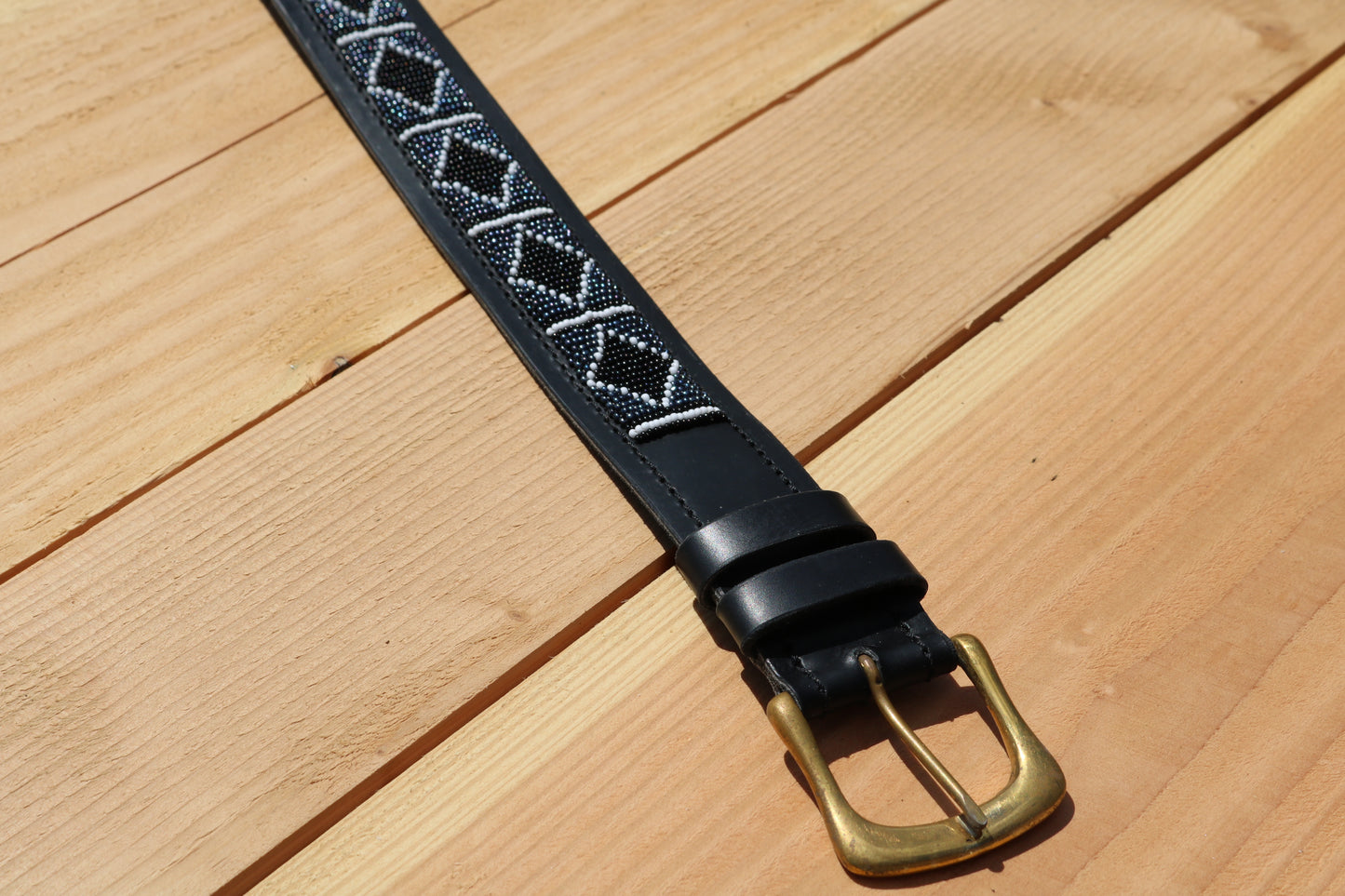 Gürtel mit Perlen Rafiki Black