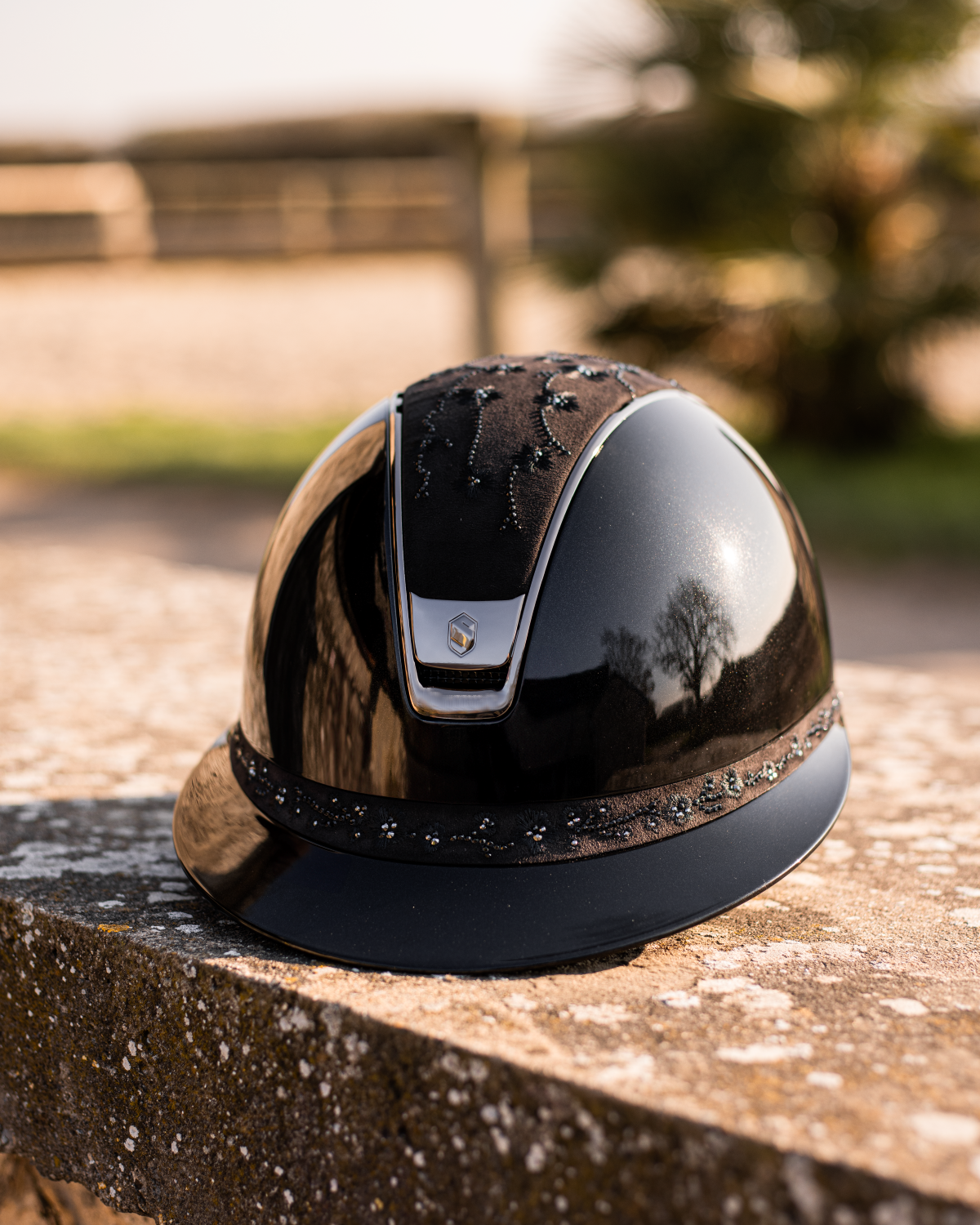 Samshield 2.0 Paardrijhelm Miss Shield Shadowglossy Cherry Blossom Zwart Zwart